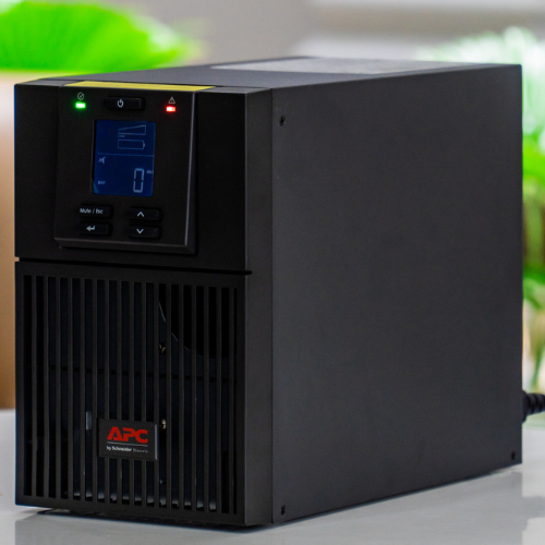 Unidad Easy-Ups SRV Online SRVPM6KIL de APC by Schneider Electric 6000 VA, Lyfestyle
