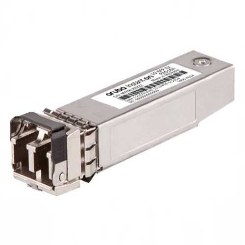 Transceptor Aruba Instant On 10G, diagonal