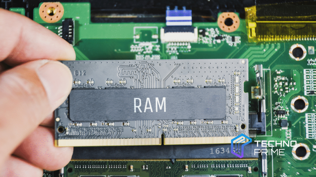 Memoria RAM Unbuffered DDR4-3200 16GB ideal para tareas ligeras en entornos corporativos (P43019-B21).